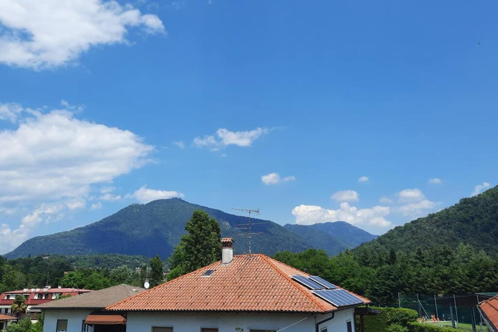 Lago Maggiore, Leggiuno, Ampio Appartamento Kültér fotó