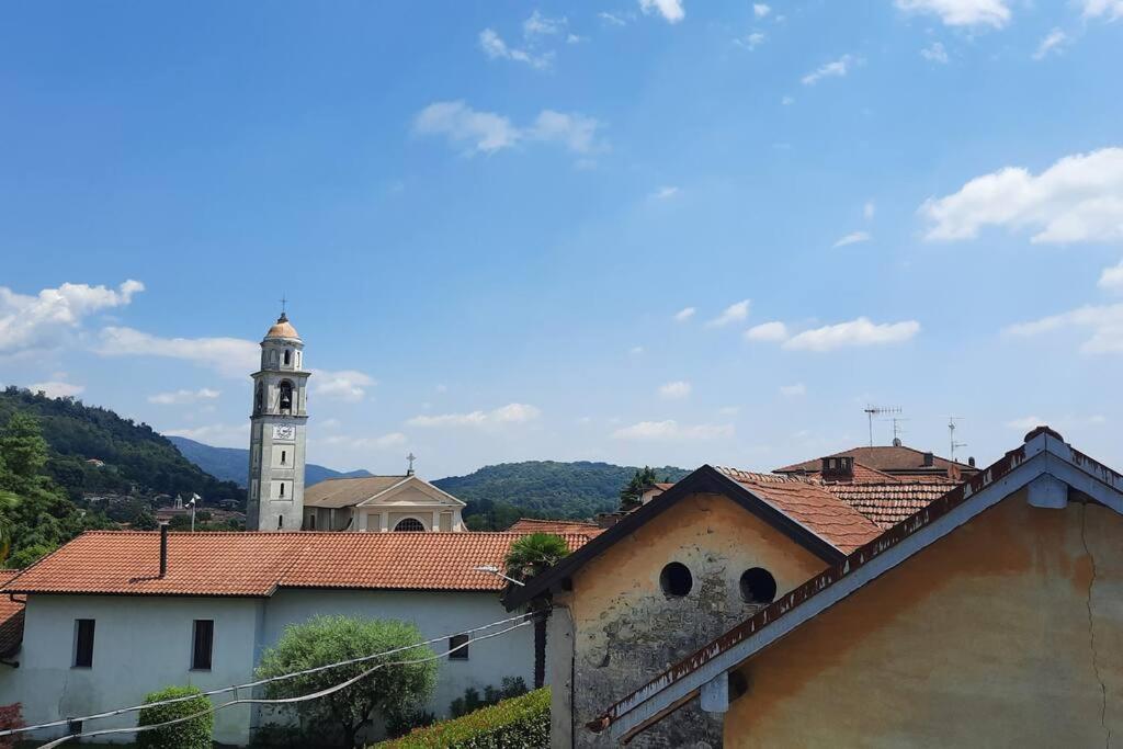 Lago Maggiore, Leggiuno, Ampio Appartamento Kültér fotó